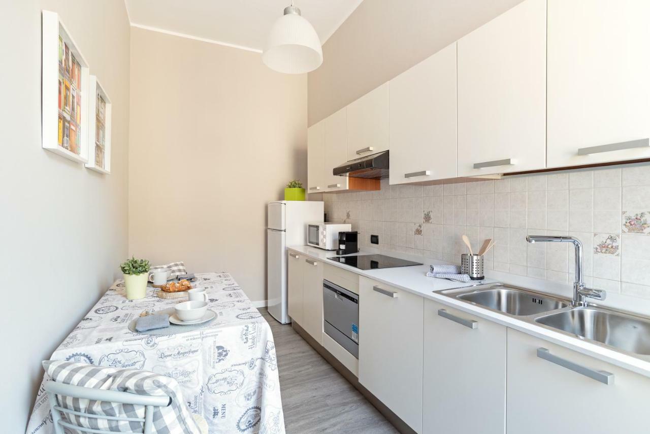 Vittoria Corner - Bymyhomeincomo Kültér fotó